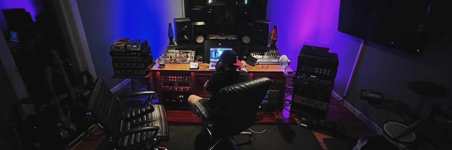 droppecy's profile banner image
