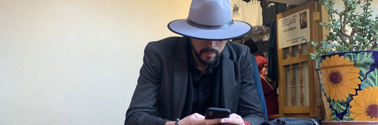 Andro_Lugo's profile banner image