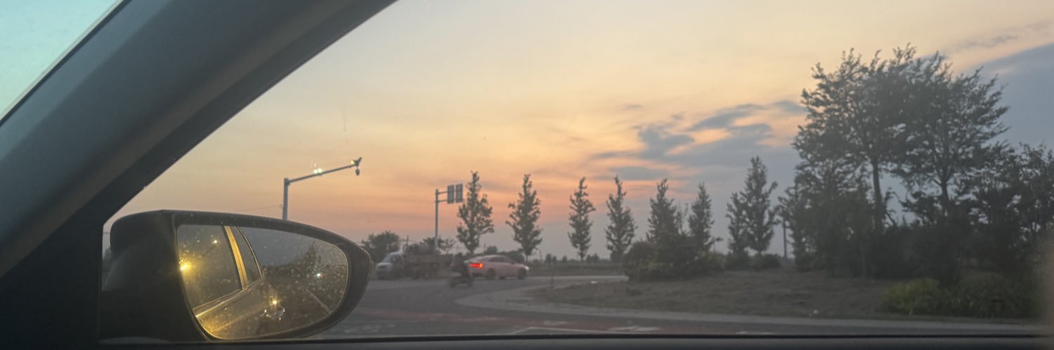 Lhaha78's profile banner image