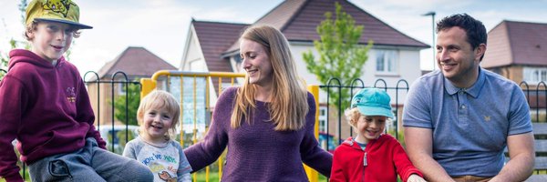 _LauraLewis Profile Banner