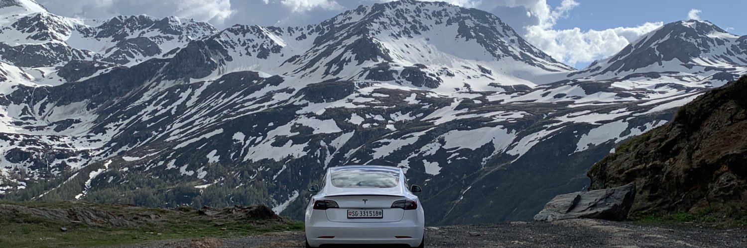 Charging Rocks banner