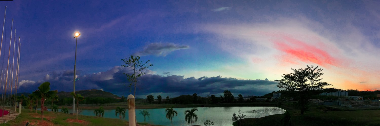 GeakEng's profile banner image