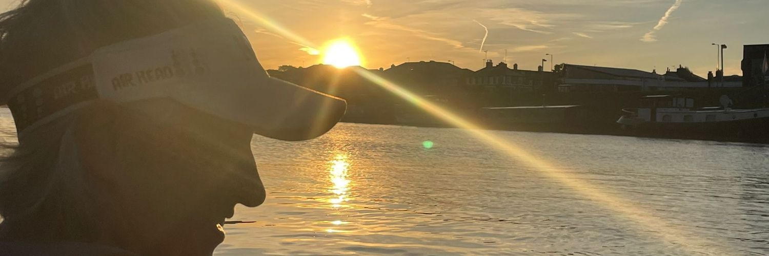 Dr Sara Pennell 💙 banner