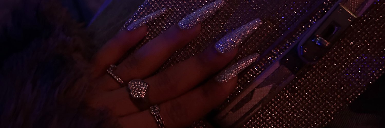 𝖔𝖑𝖎𝖛𝖊𝖎𝖗𝖆 banner