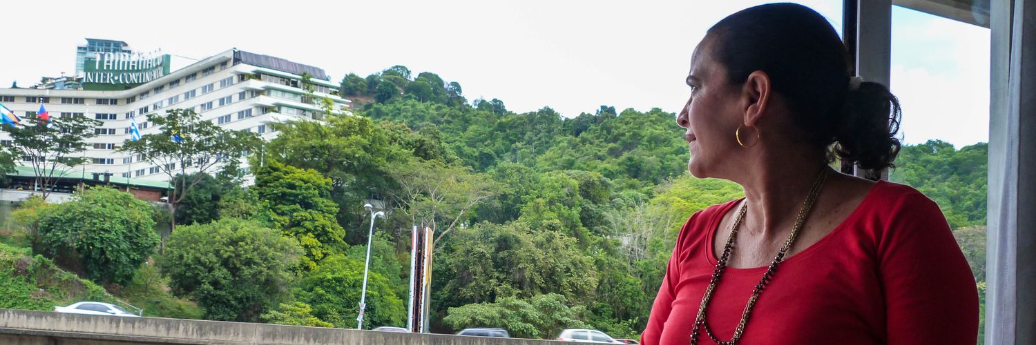 Raquel Corina de Stgo de León banner