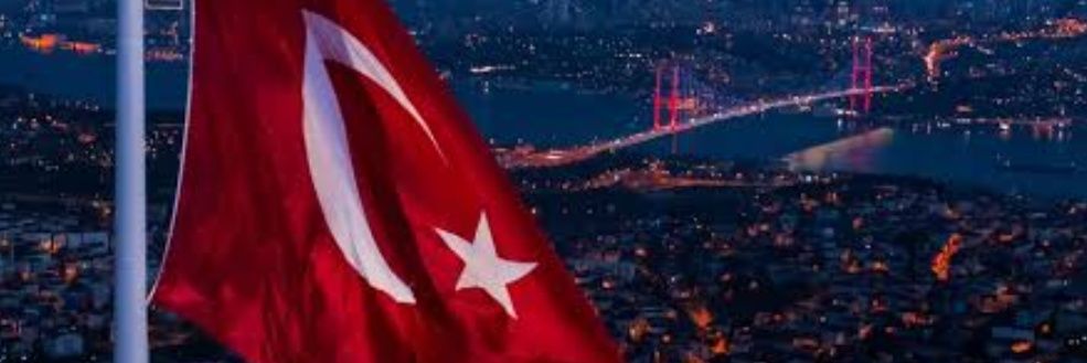 aysizeymes's profile banner image