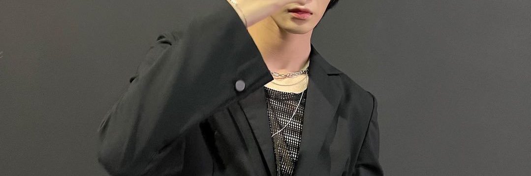 hourly baejinyoung banner