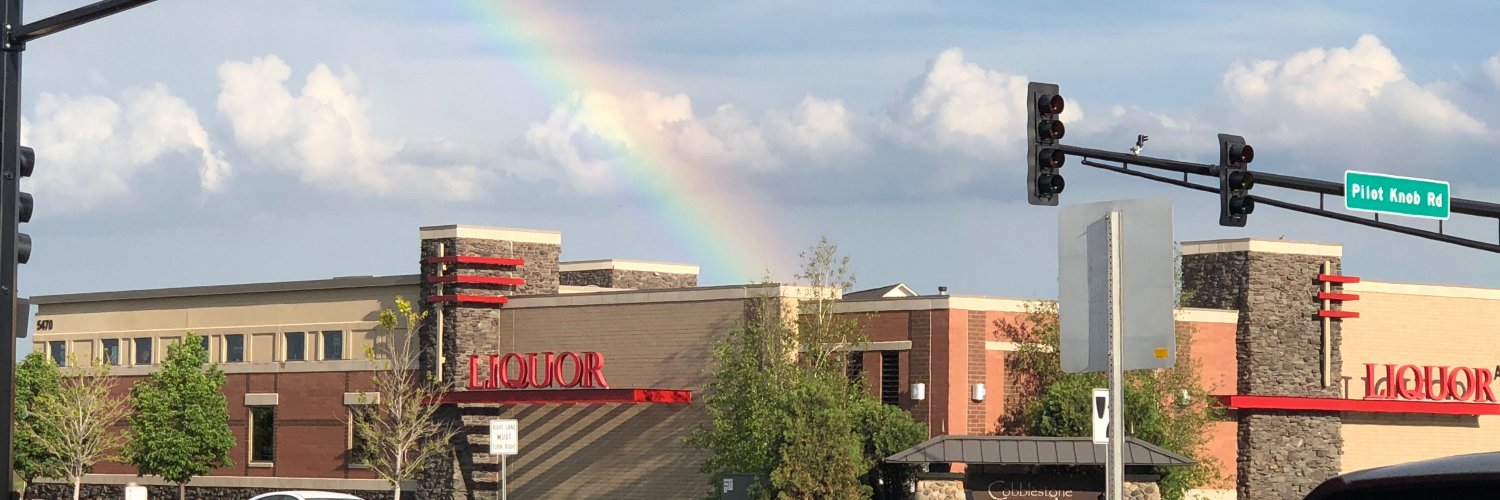 APPLE VALLEY LIQUOR - Giving Back To The Community banner