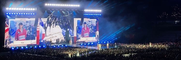 The Aurora🍄 | life is so good banner