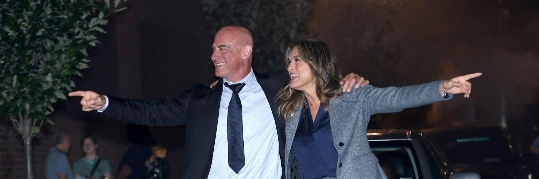 cassi ✨ EO IS IN LOVE banner