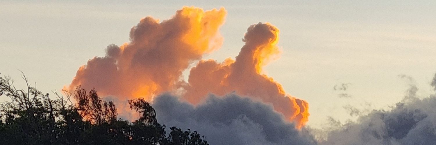 Luir8826's profile banner image