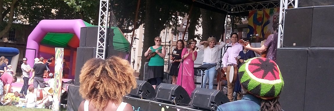 Lorraine Ayensu Refugee Arts 🧡 banner