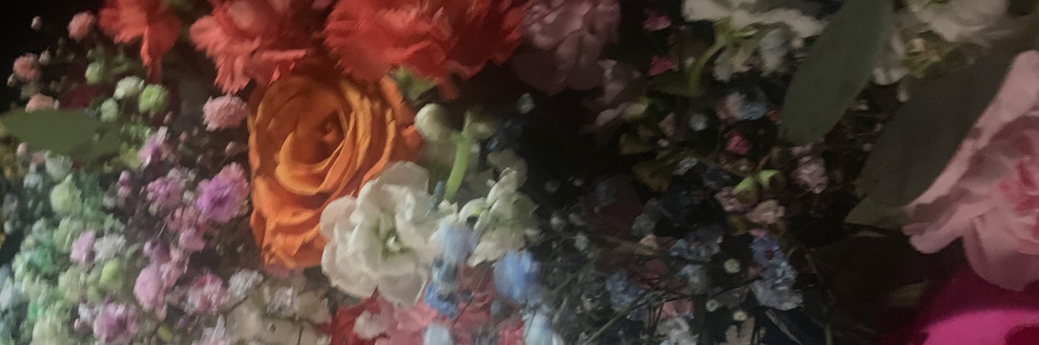 skoomes's profile banner image