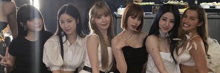 lipa ໒꒰ྀི -᷅ ⤙ -᷄ ꒱ྀི১ banner