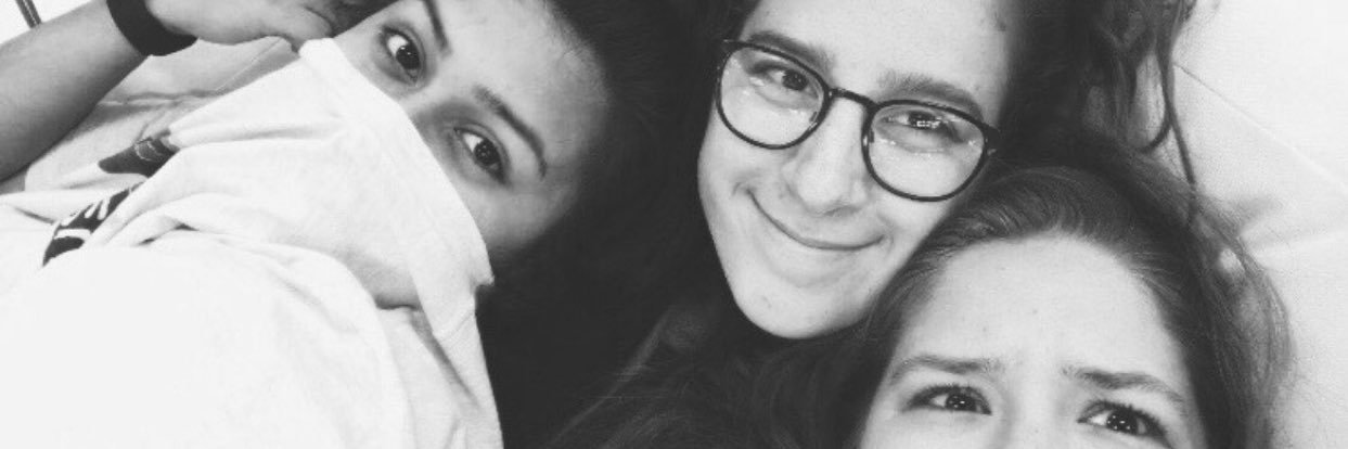 itskatie_98's profile banner image