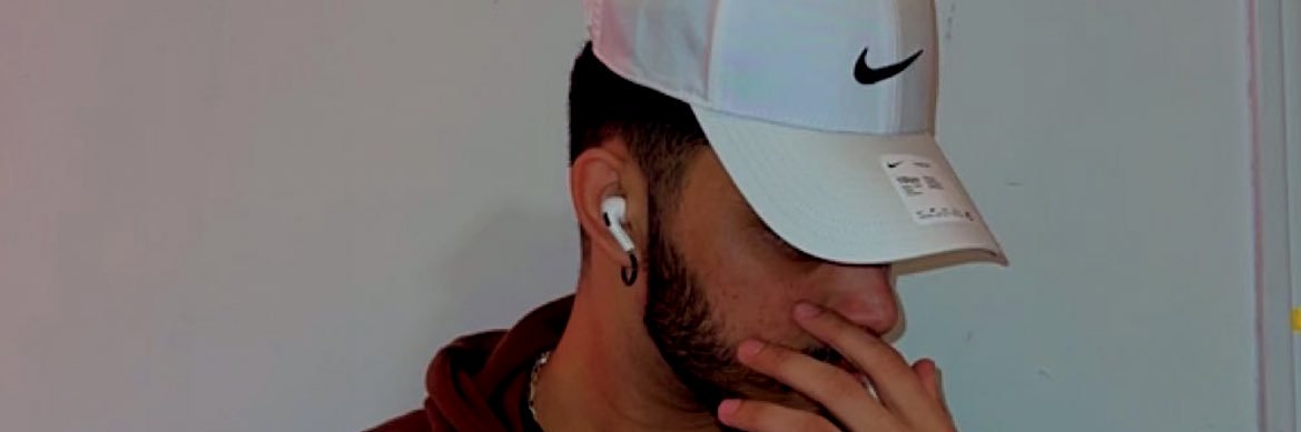 Romi_oo7's profile banner image