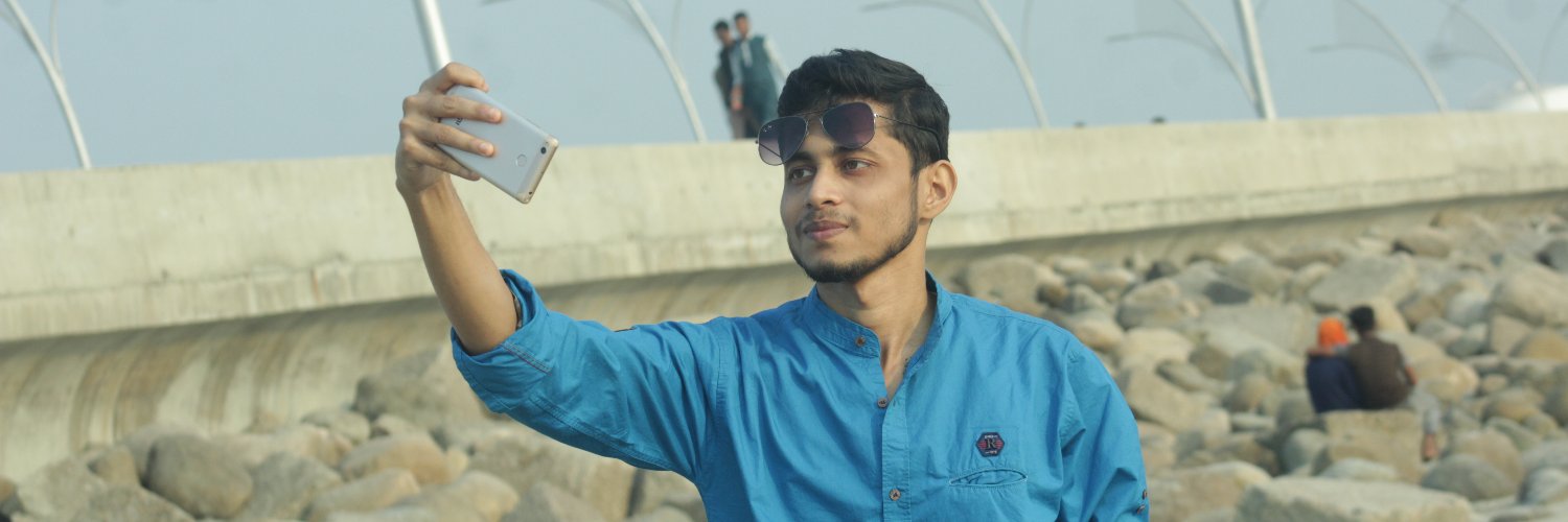 Ariyan6i's profile banner image