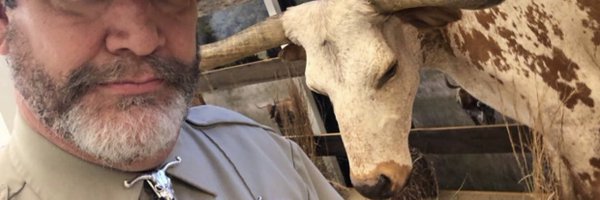 HashtagTheCow Profile Banner