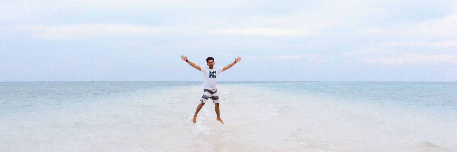 fnd_aris's profile banner image