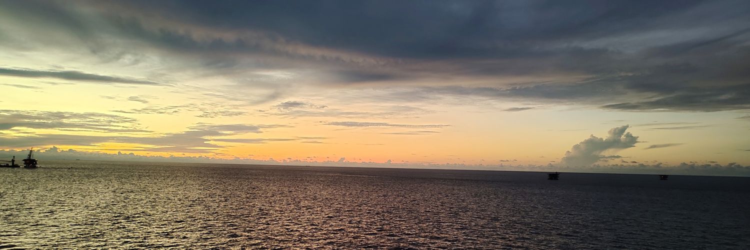 dc3ck's profile banner image