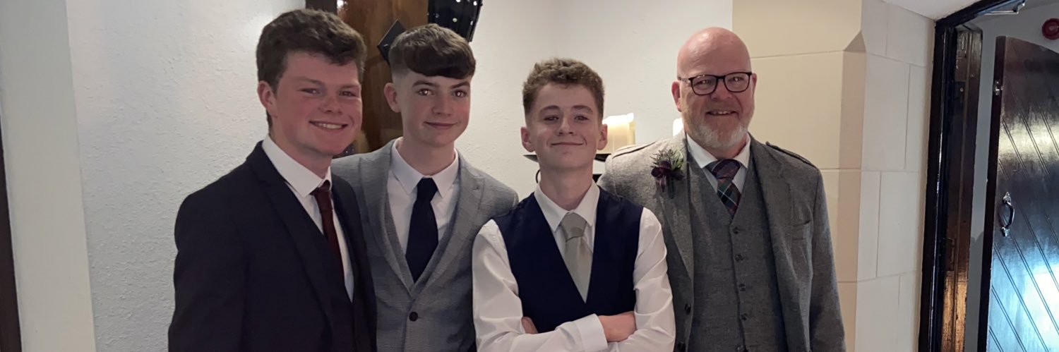Laineyror's profile banner image