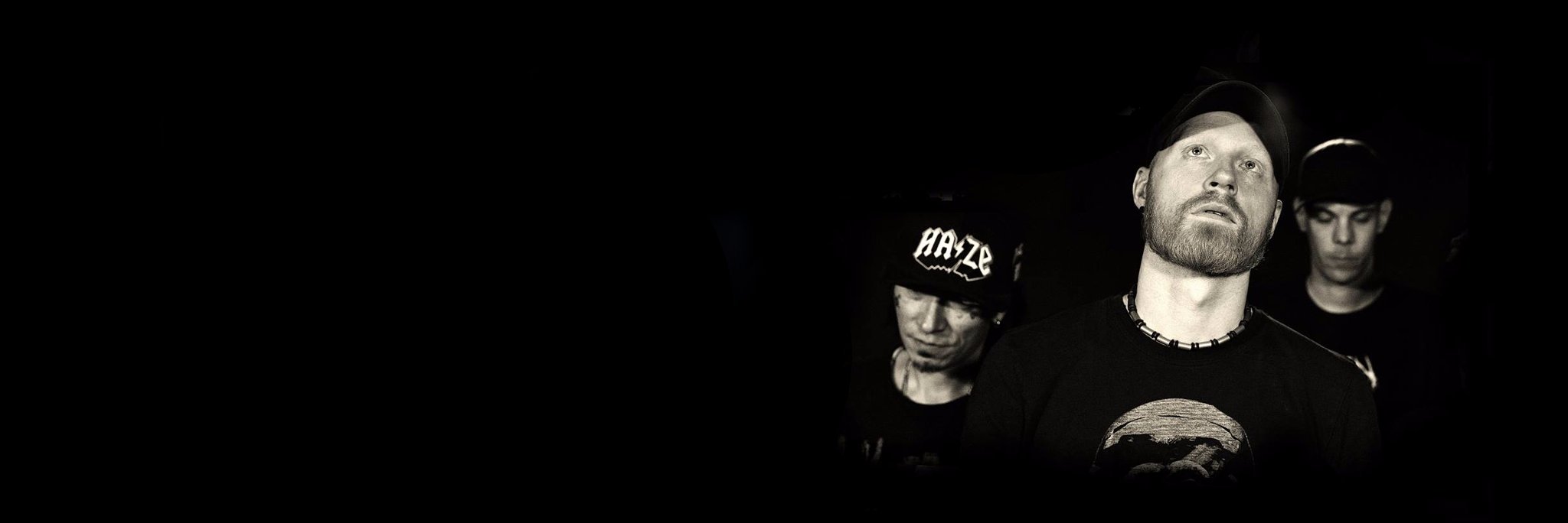 zoomenow's profile banner image