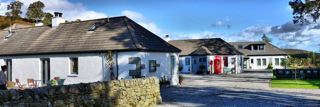 HHCottages's profile banner image