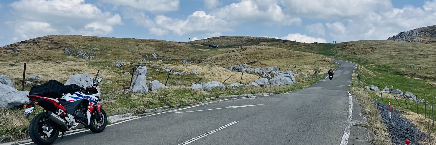 なつこ :p🧡🐵🇫🇷🐎🟡四国一周制覇 banner