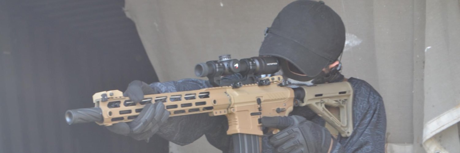 yn_0812's profile banner image