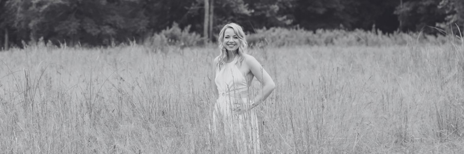 LeanneWeiss's profile banner image