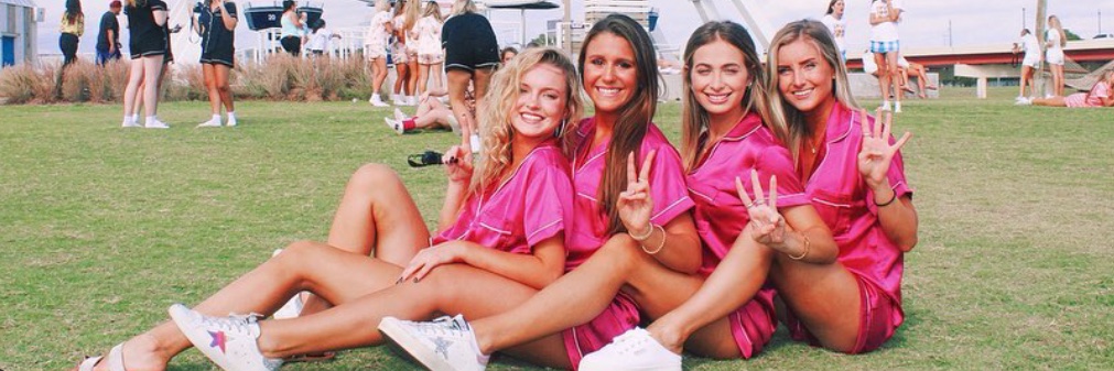 chloeteaff's profile banner image
