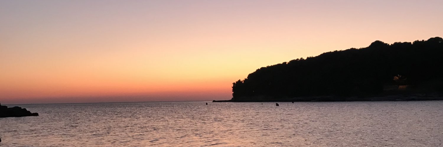 Mapiiii_5's profile banner image