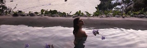 لقاء 🩺🌻 banner