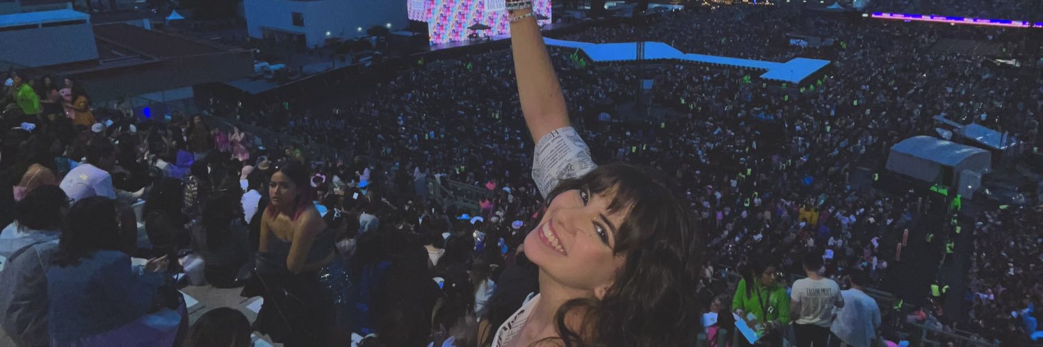 Vals_y's profile banner image