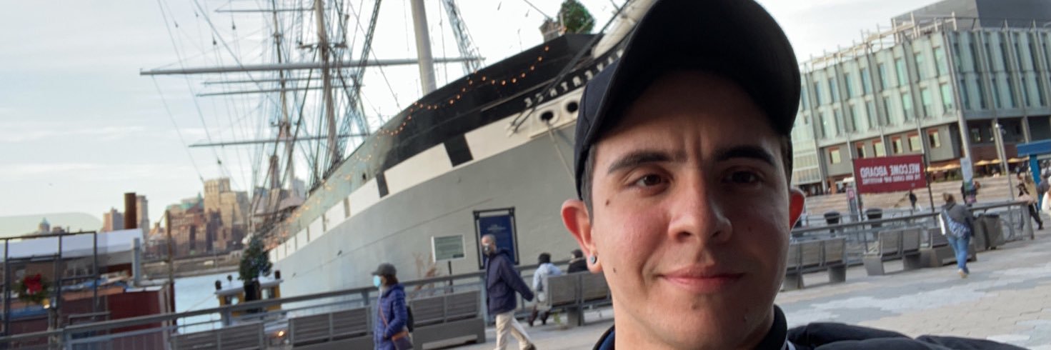 AlbertoLlanosCo's profile banner image