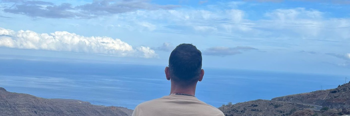 eladpek's profile banner image
