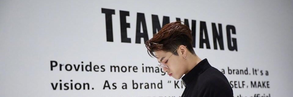 MaleeIts's profile banner image