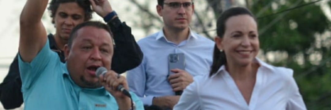 Luis Junior Vivas banner