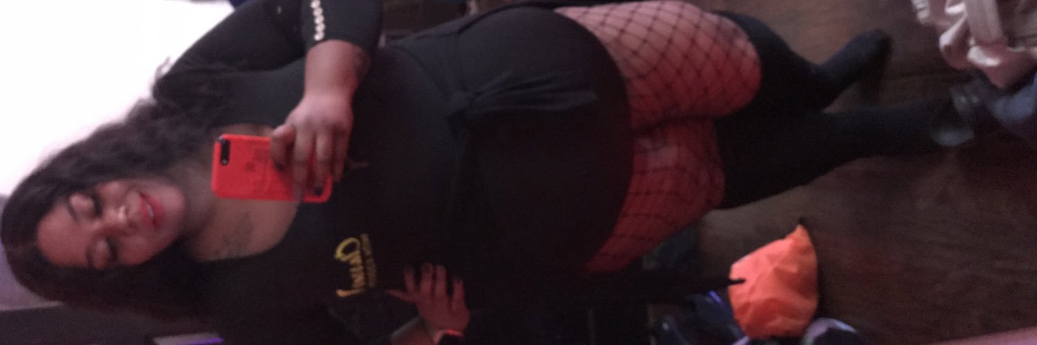 Ari_Cari's profile banner image