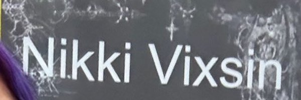 nikkivixsin Profile Banner