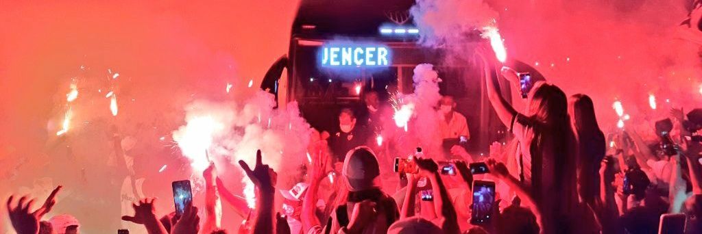 Victorᶜᵃᵐ banner