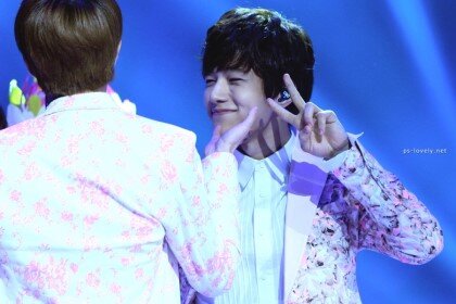 dufyeol's profile banner image
