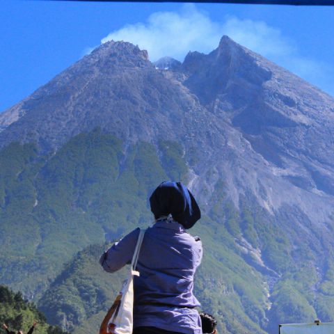 indry_febriany's profile banner image