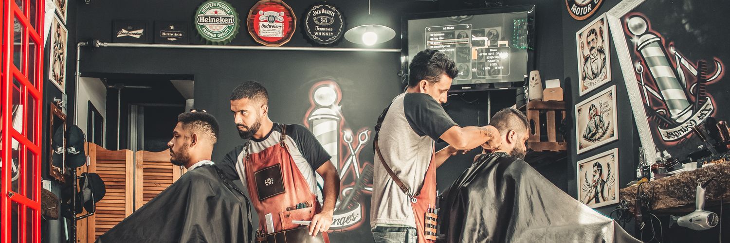 Todo dia um vídeo de alguém cortando cabelo banner