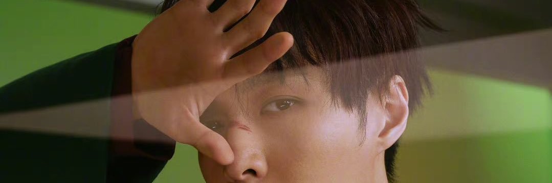 Positively_Yixing 🐚 banner