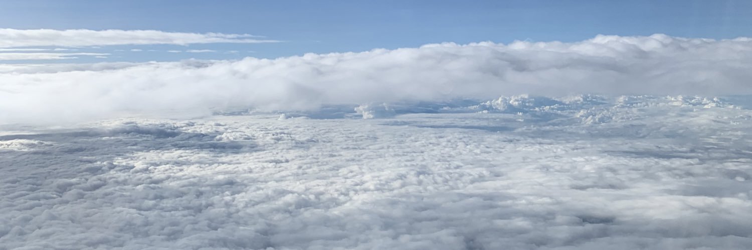 iQueHuvo's profile banner image
