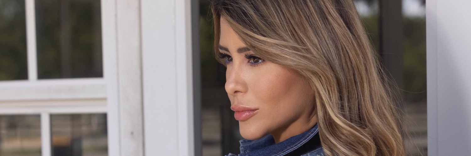 lavecchio's profile banner image