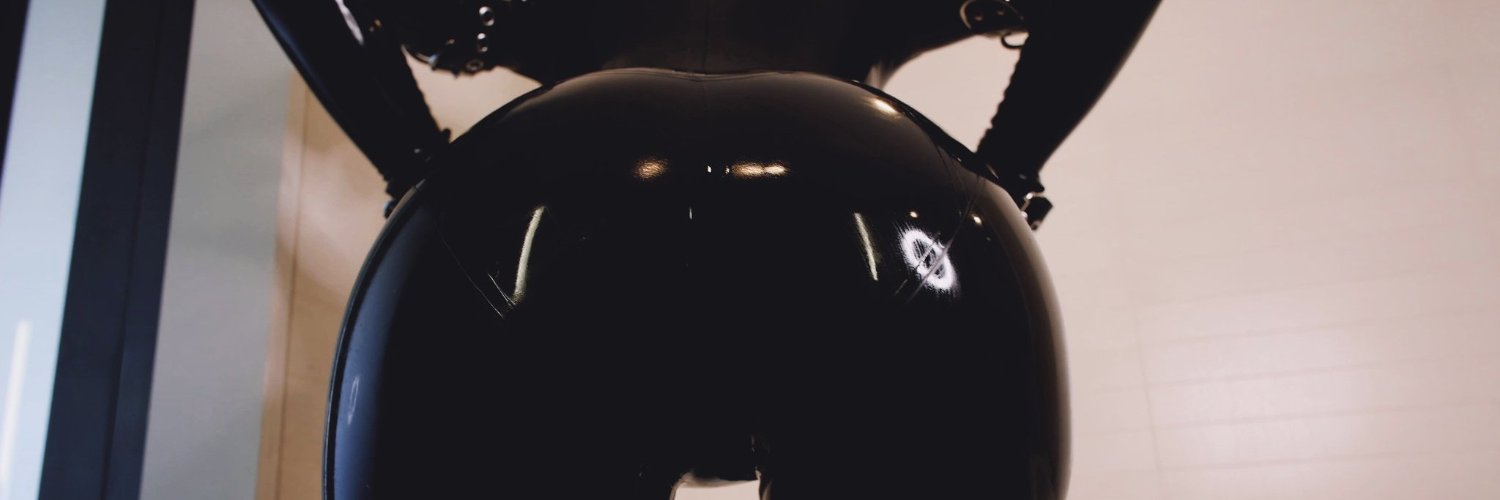 MelDietsche's profile banner image