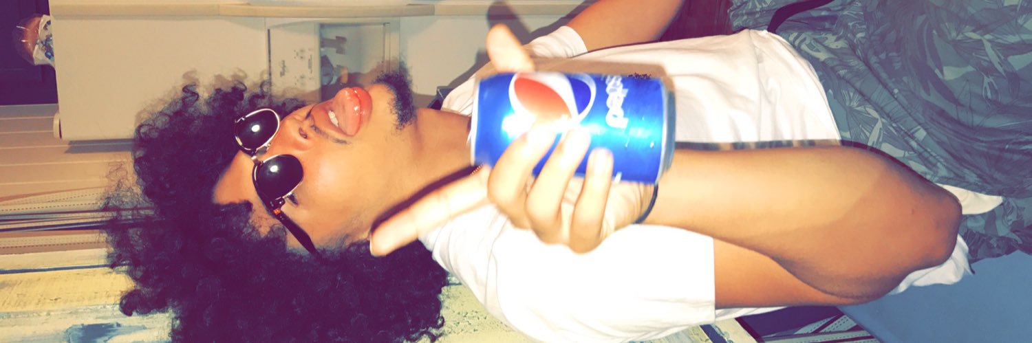 itschanbro's profile banner image