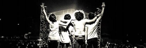 Zivilia Profile Banner